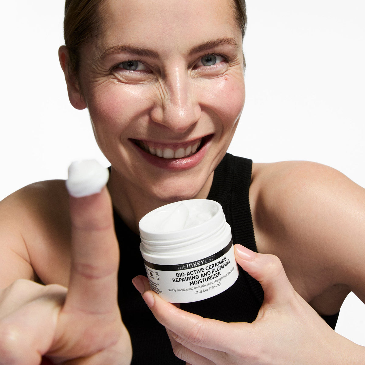 bio-active-ceramide-moisturizer-i6 Bio-Active_Model_2000x2000_7b381857-d412-4a9c-beec-0c29b7cc157b.jpg