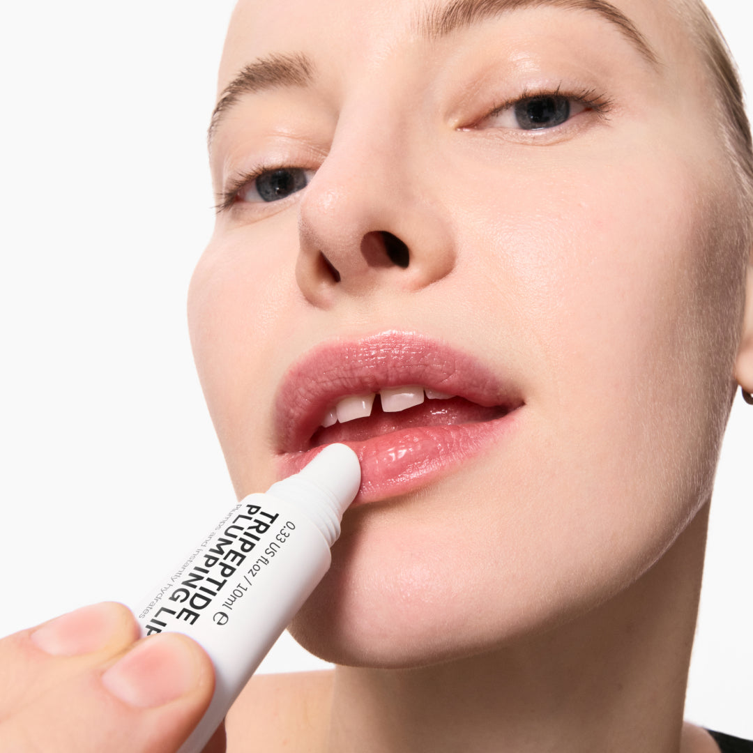 lip-plumping-duo-j8 Model01_270e8b98-a2ed-4742-b111-d25555f44100.jpg
